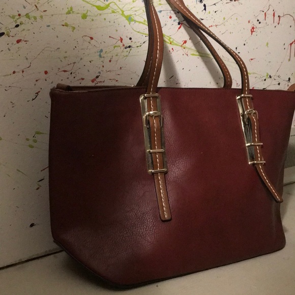 Maroon purse with handles. - Picture 2 of 2